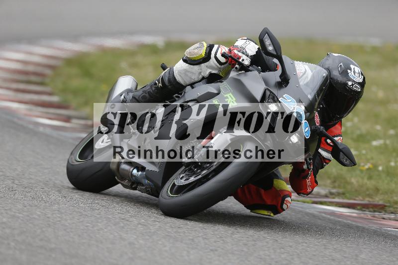 /Archiv-2025/04 13.04.2025 Get Faster Caremotion ADR/Gruppe rot/290